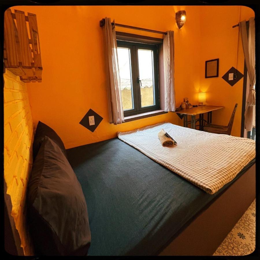The Happy Bird B&B Хой Ан Екстериор снимка