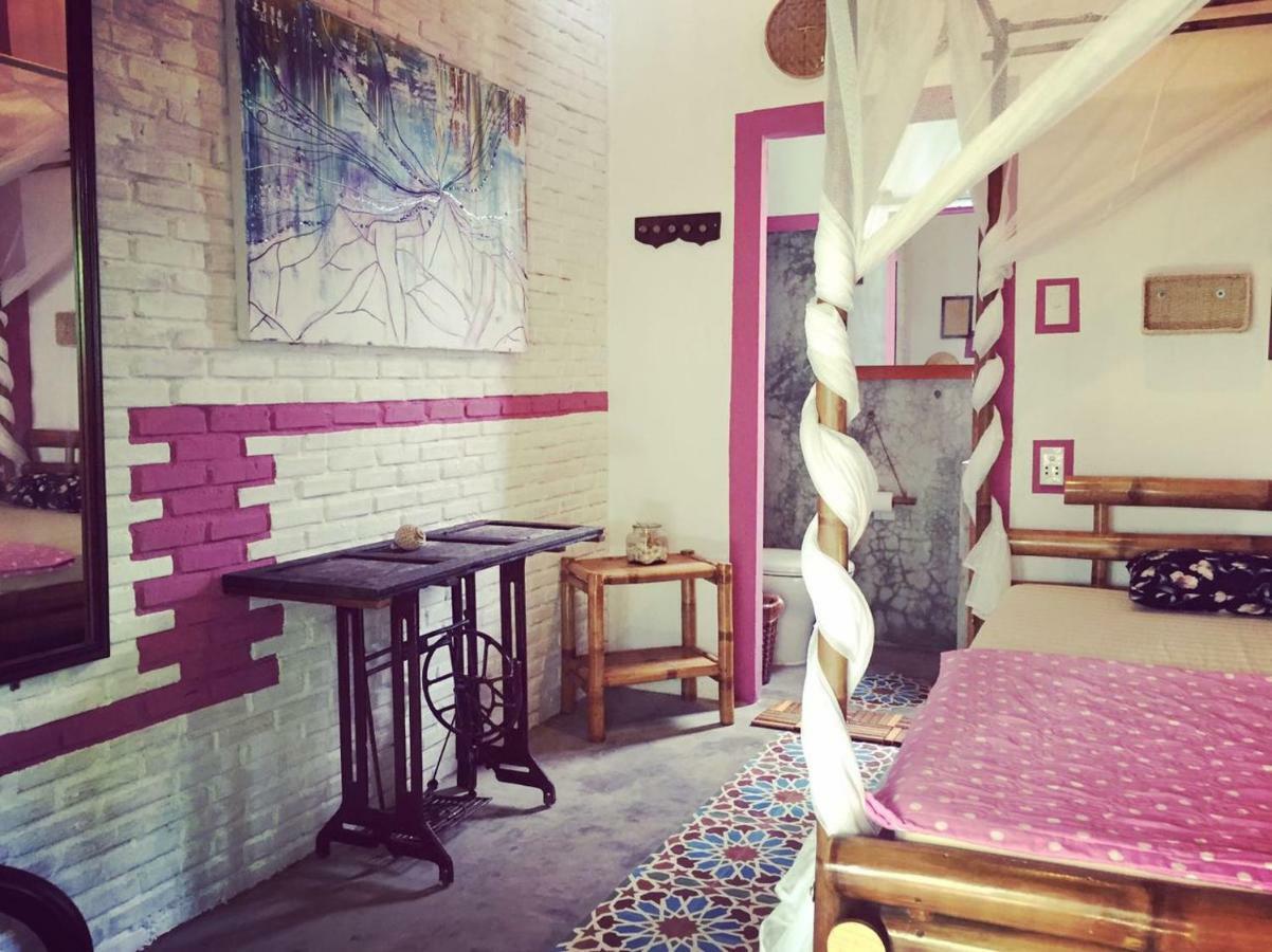 The Happy Bird B&B Хой Ан Екстериор снимка