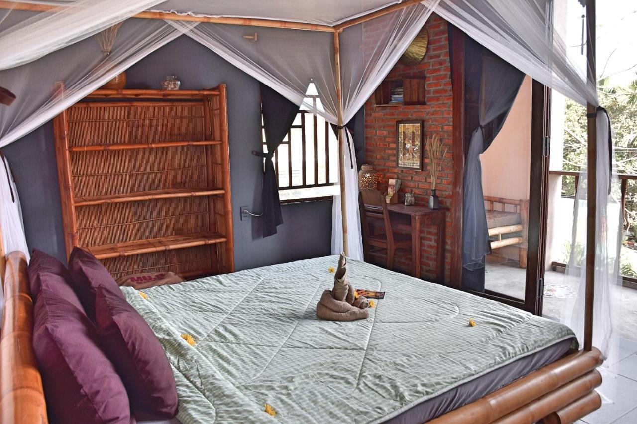 The Happy Bird B&B Хой Ан Екстериор снимка