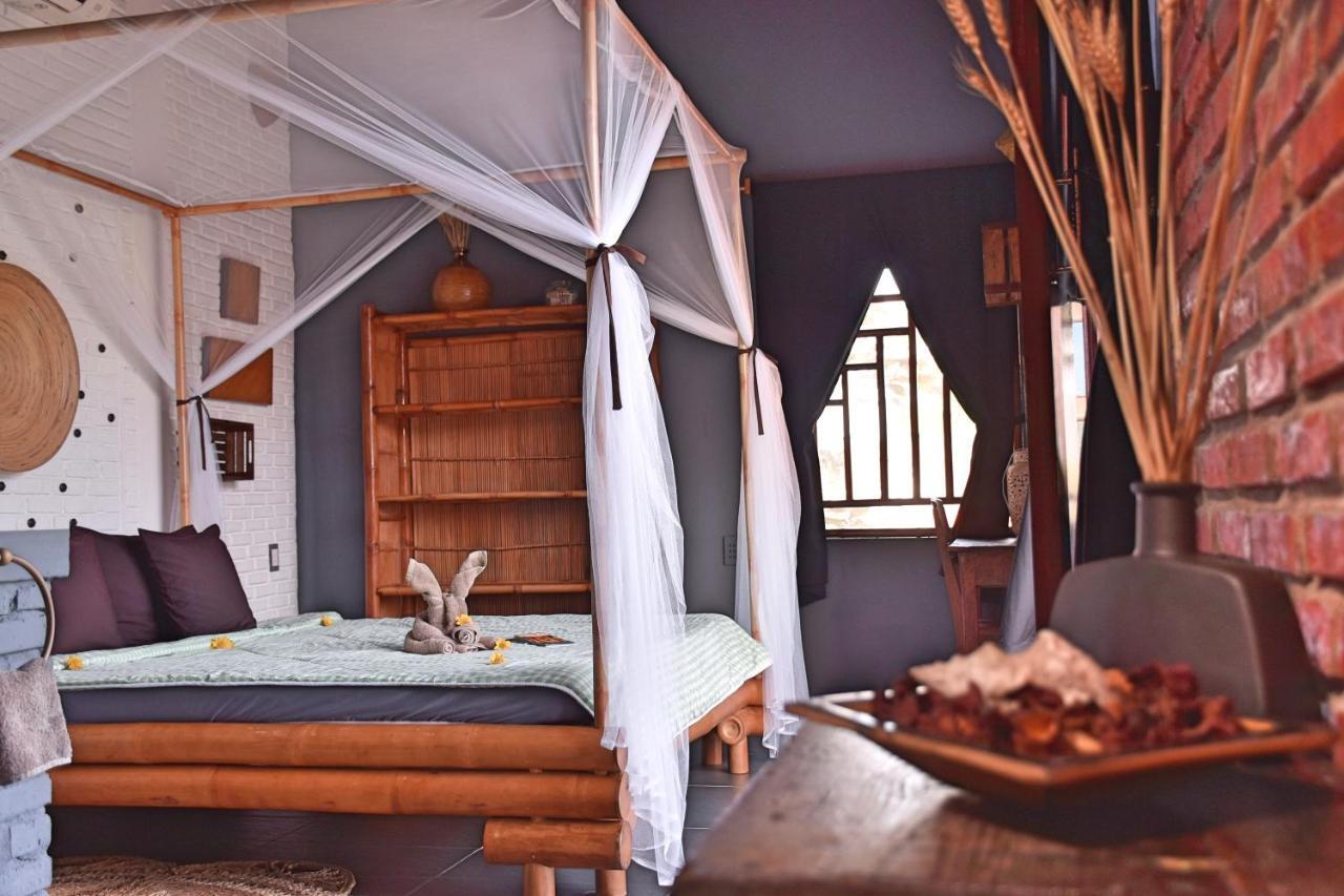 The Happy Bird B&B Хой Ан Екстериор снимка