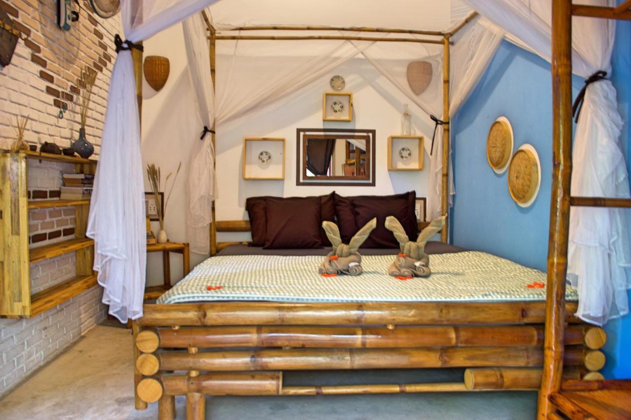 The Happy Bird B&B Хой Ан Екстериор снимка